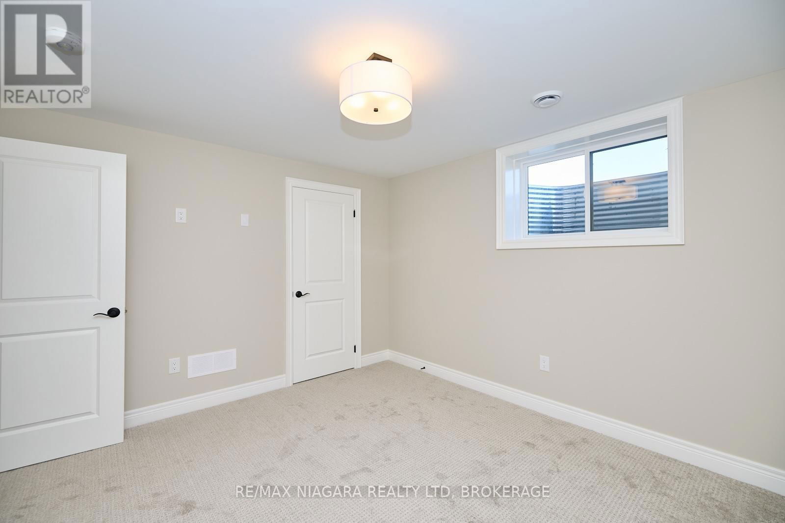 28 HARVEST DRIVE Image 43