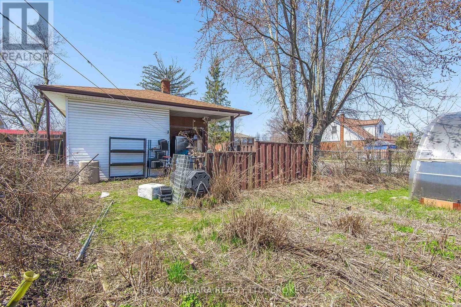 203 KILGOUR AVENUE Image 14