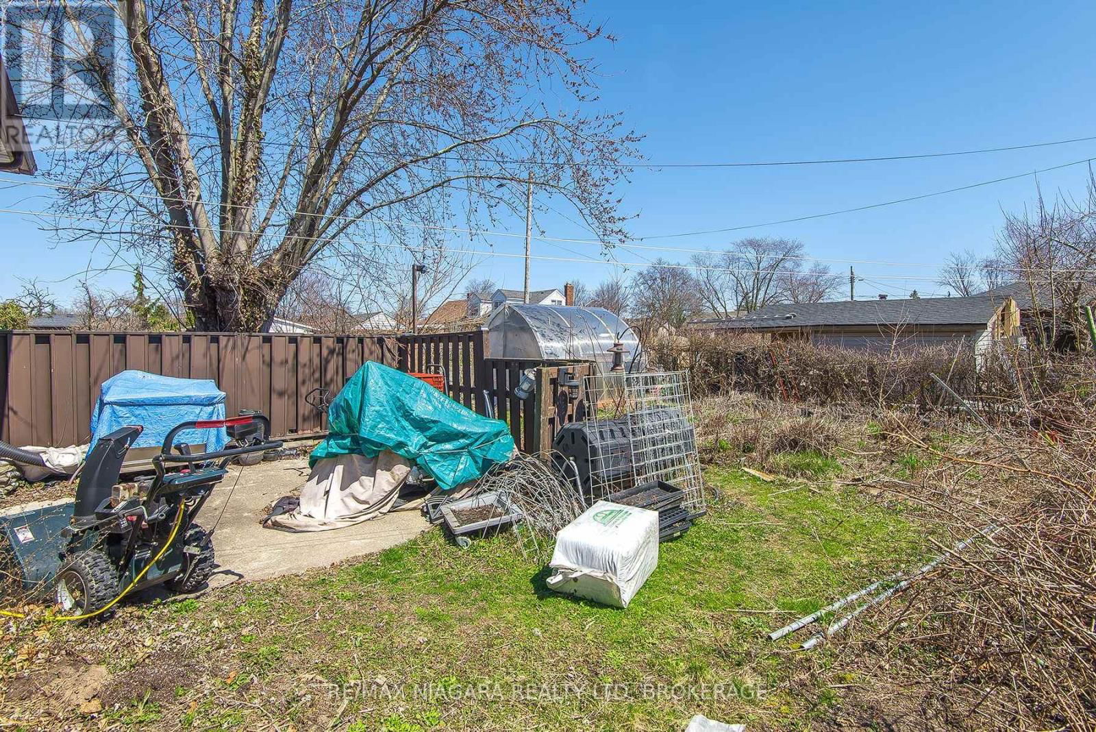 203 KILGOUR AVENUE Image 16