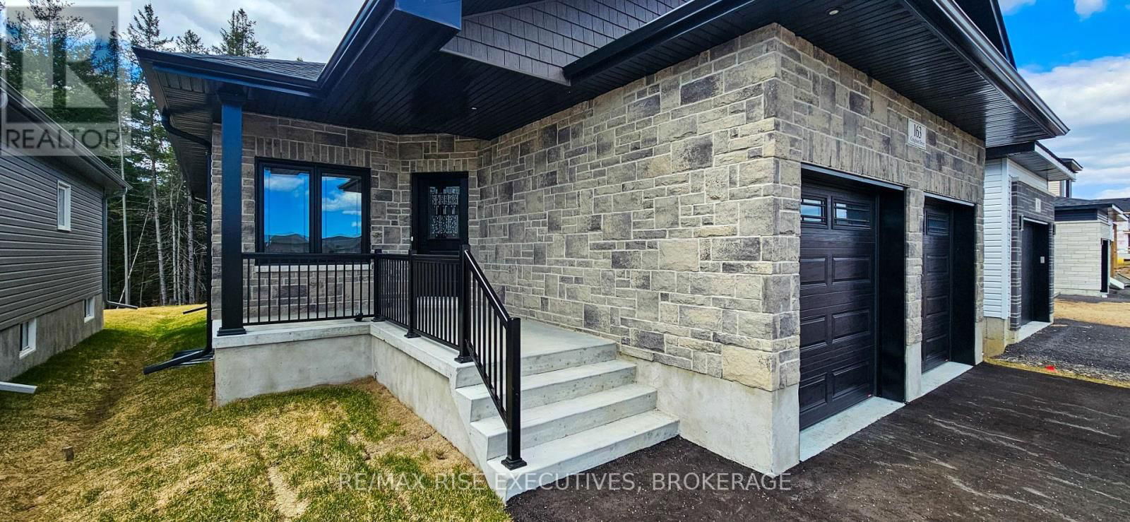 163 CREIGHTON DRIVE Image 13
