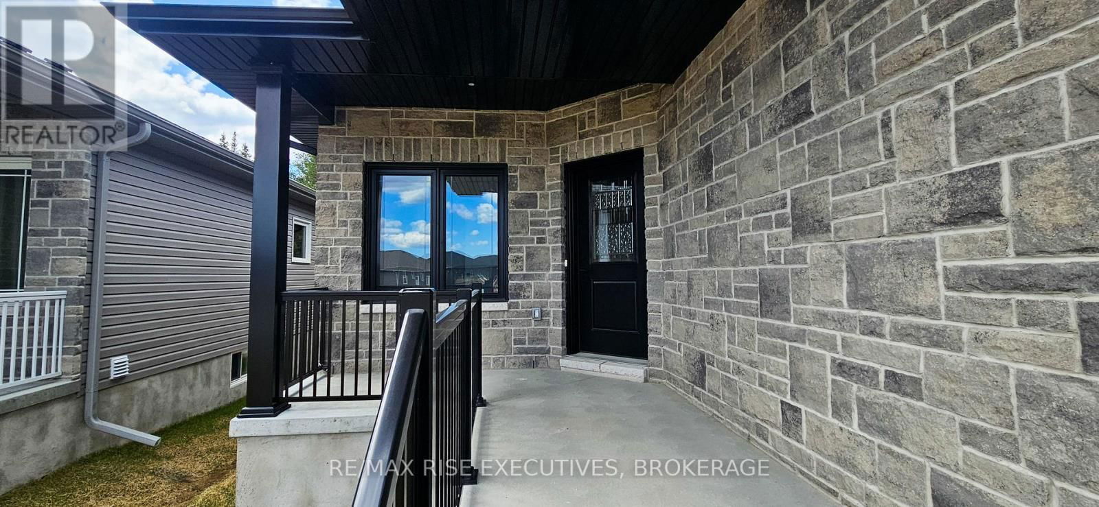 163 CREIGHTON DRIVE Image 2