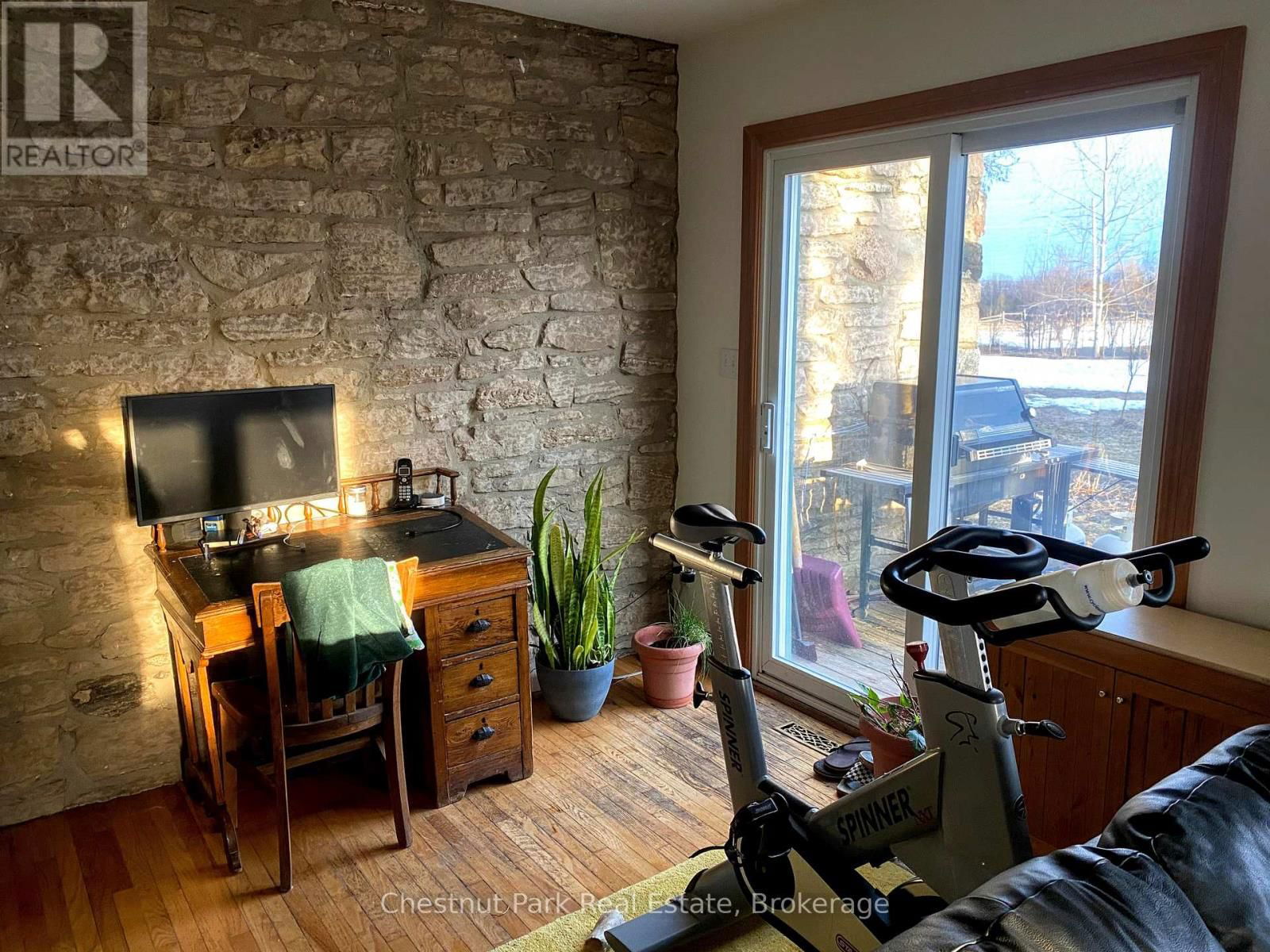316648 3RD LINE D Image 17