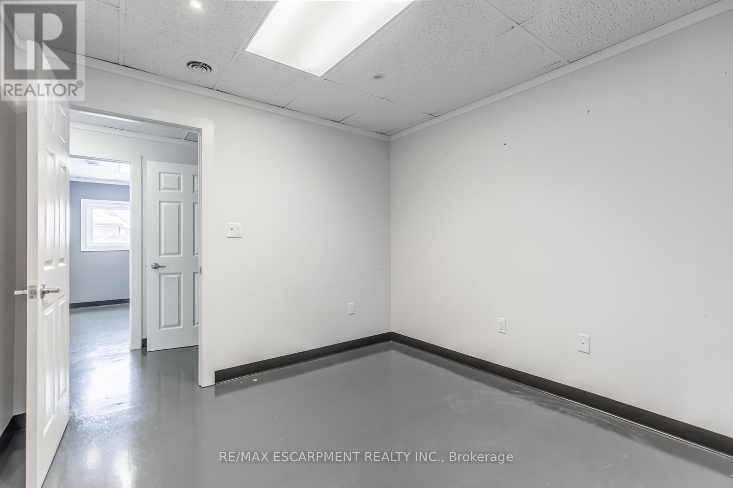 176 MARY STREET Image 19