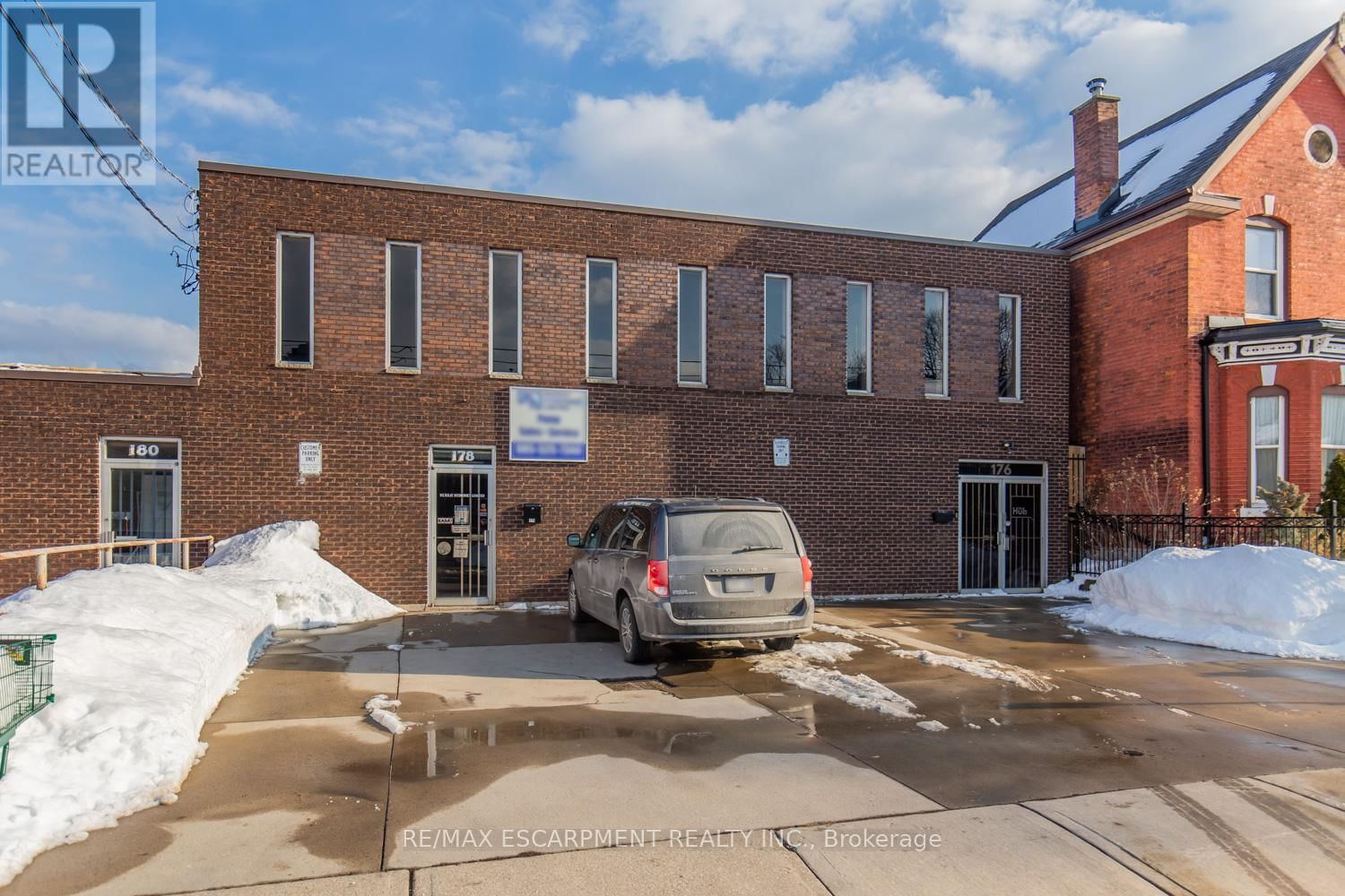 176 MARY STREET Image 2