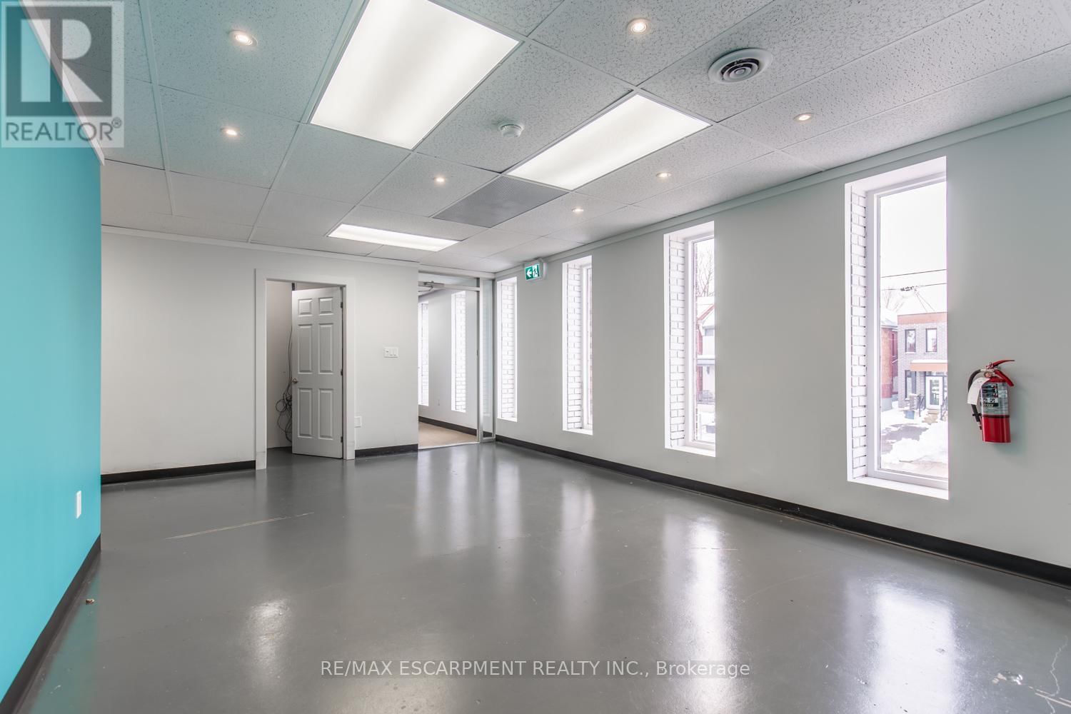 176 MARY STREET Image 6