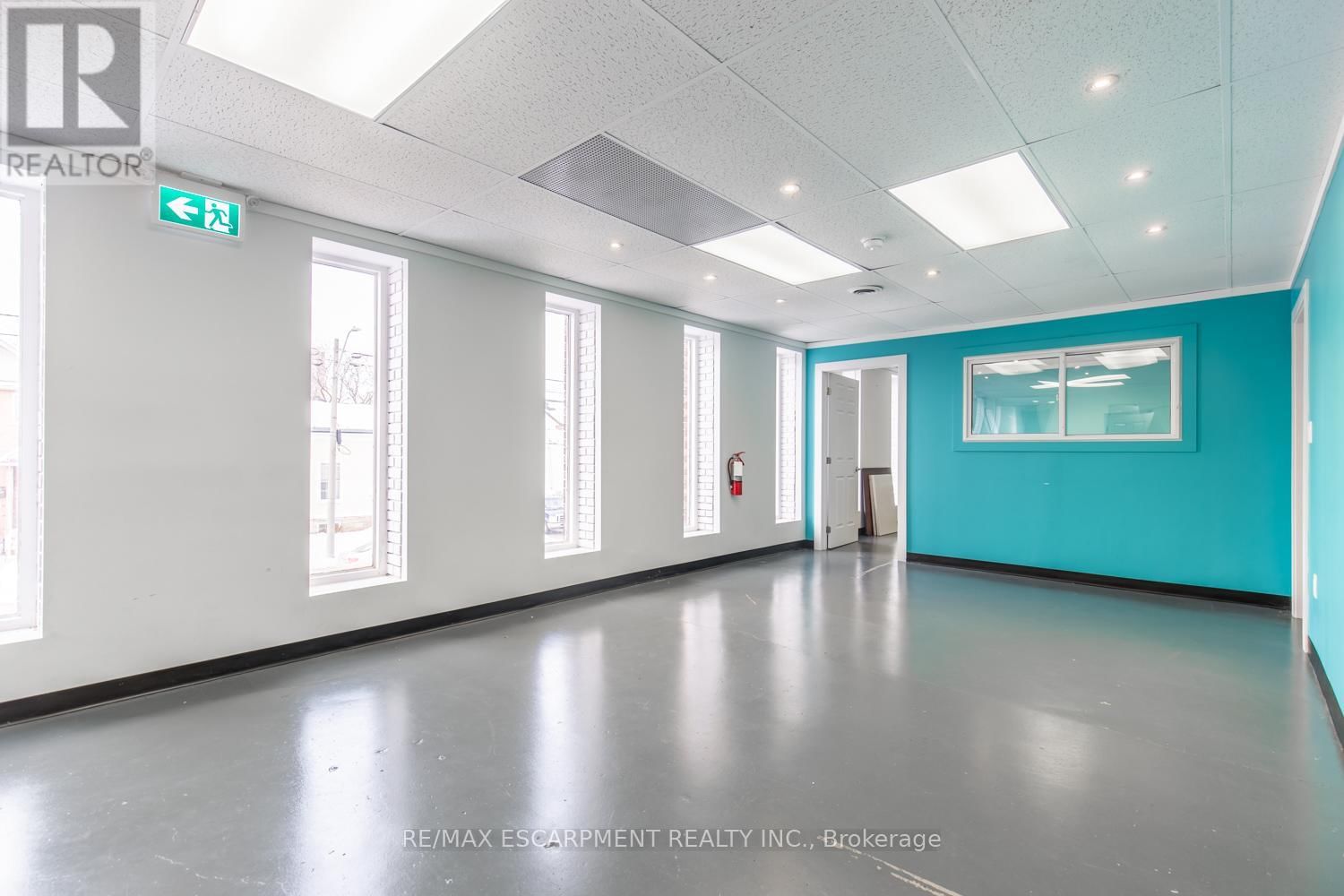 176 MARY STREET Image 7