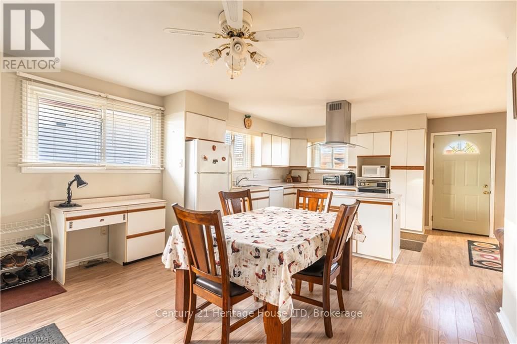 60 ROBERT STREET Image 11