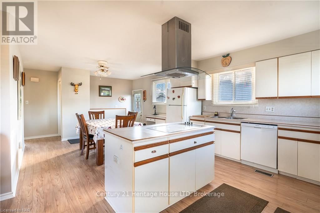 60 ROBERT STREET Image 13