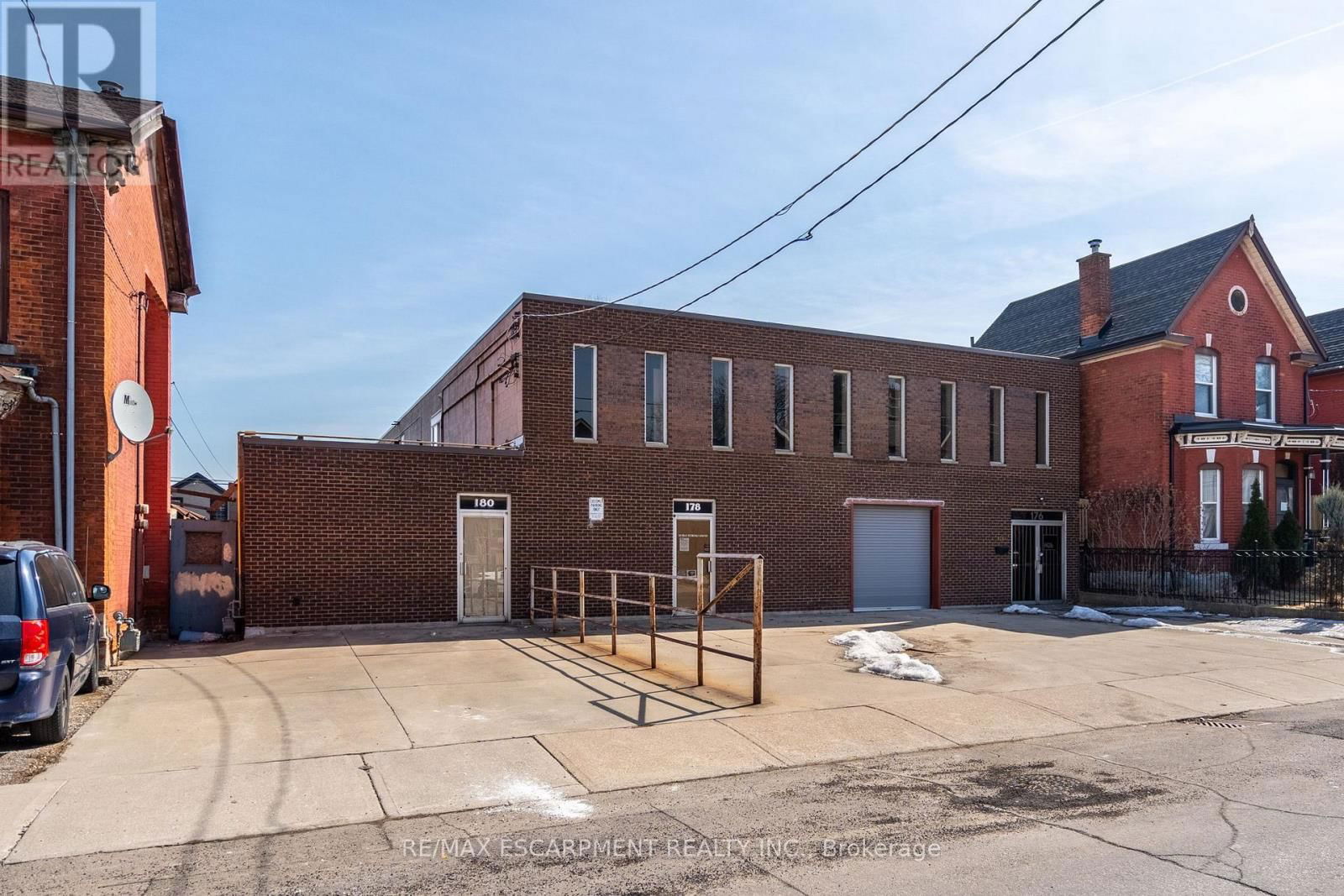 178 MARY STREET Image 1