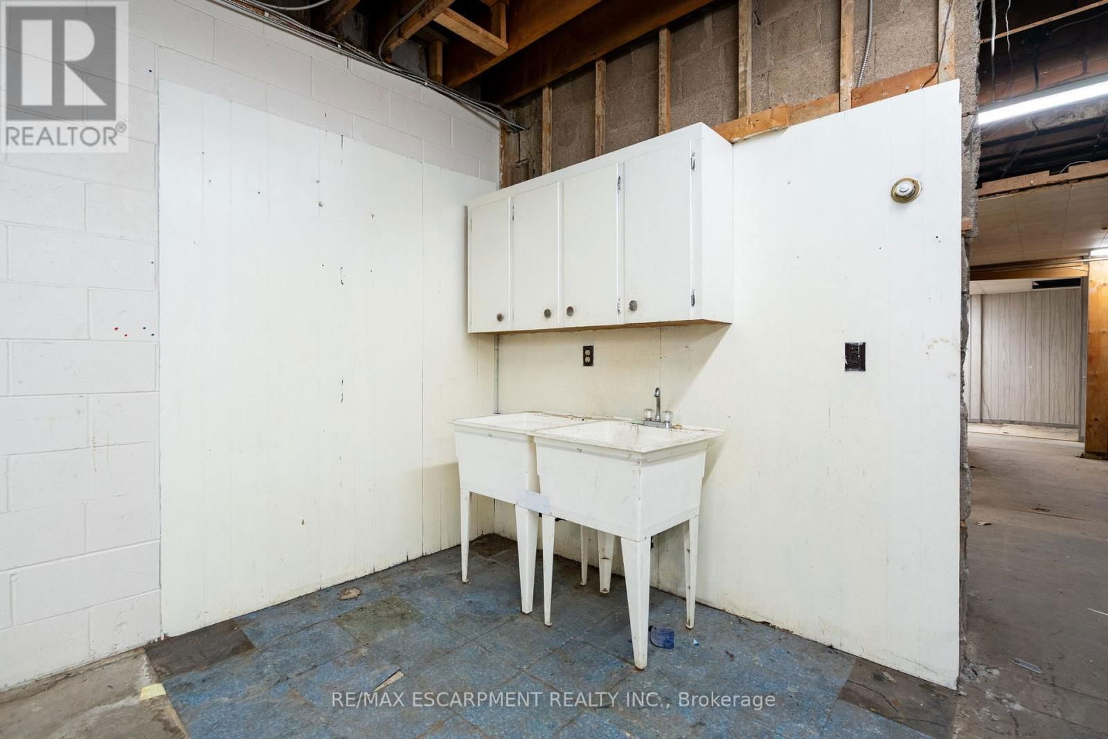 180 MARY STREET Image 11