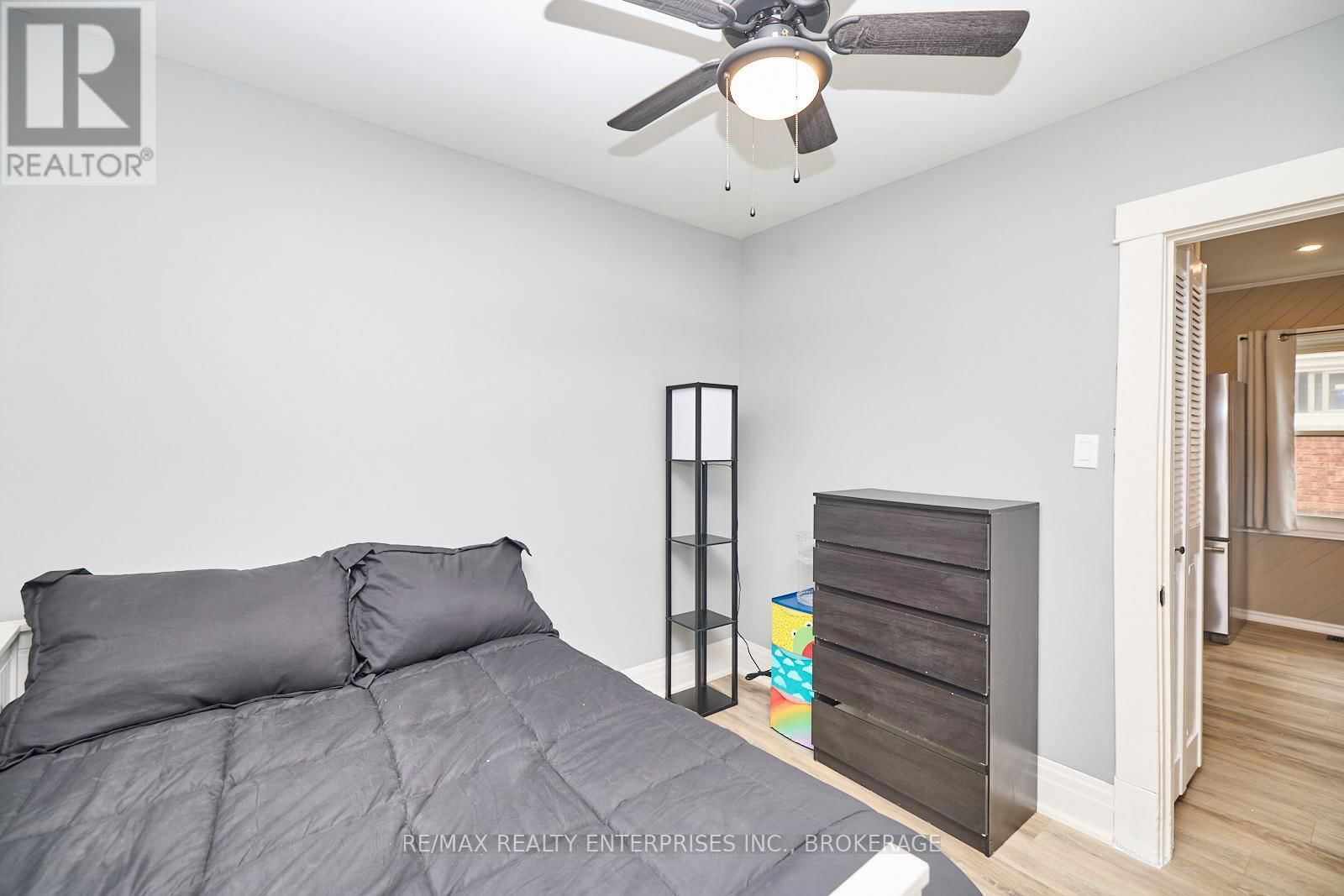 12 FAIRBURN AVENUE Image 13