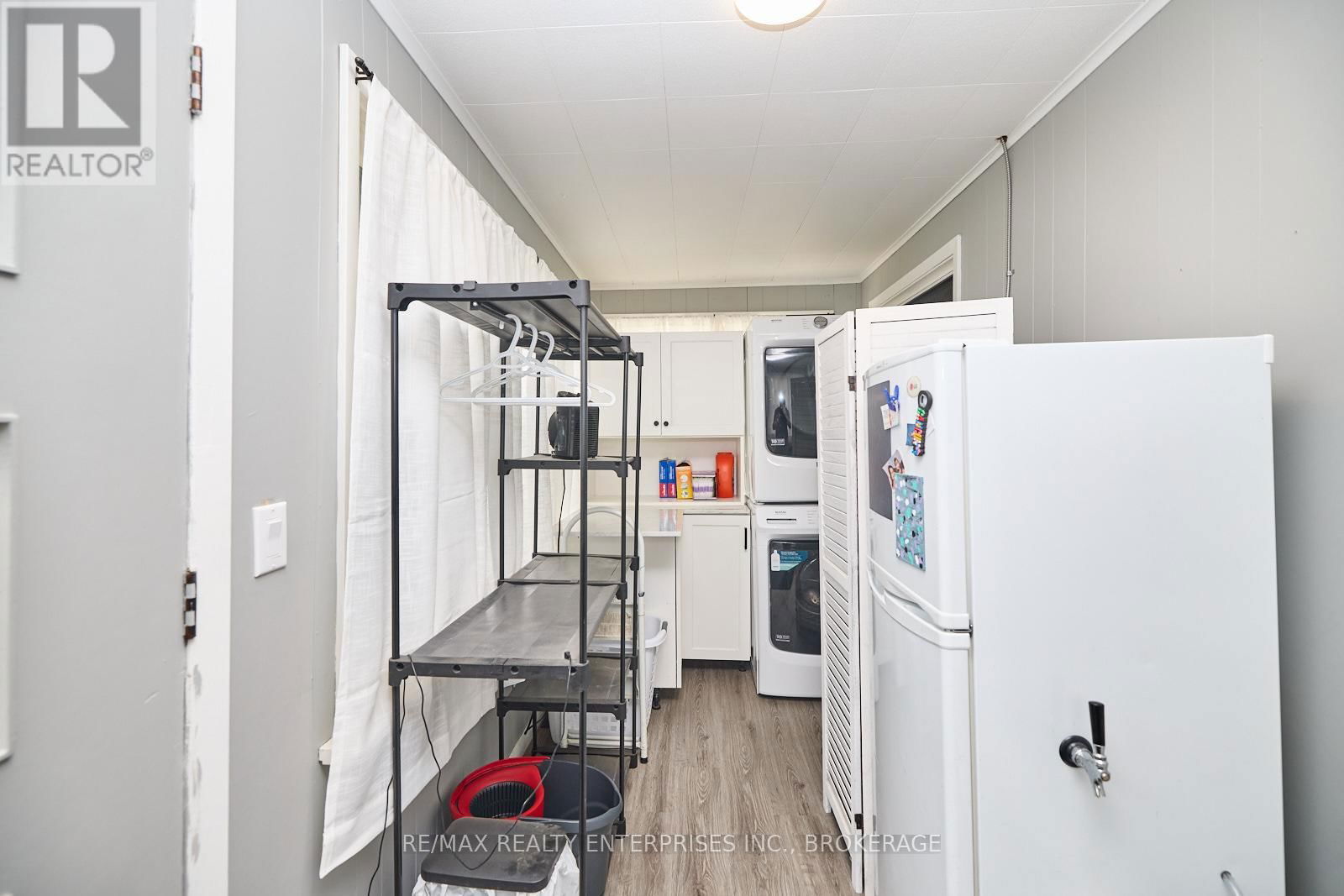 12 FAIRBURN AVENUE Image 16