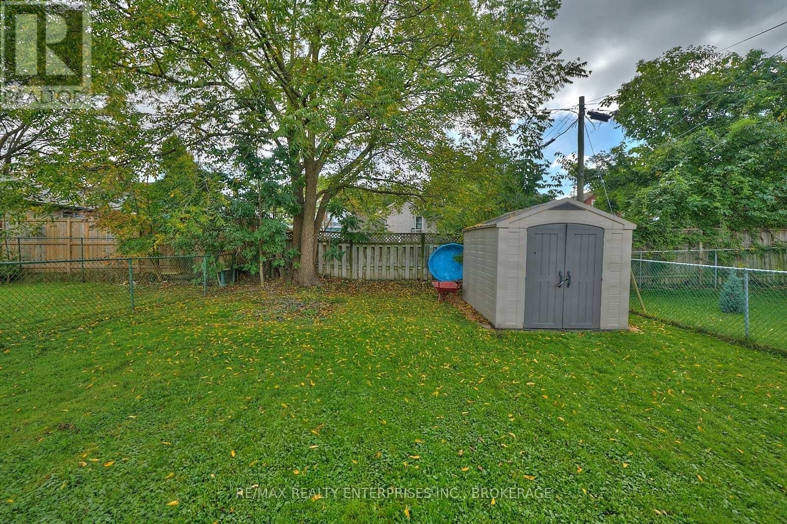 12 FAIRBURN AVENUE Image 19