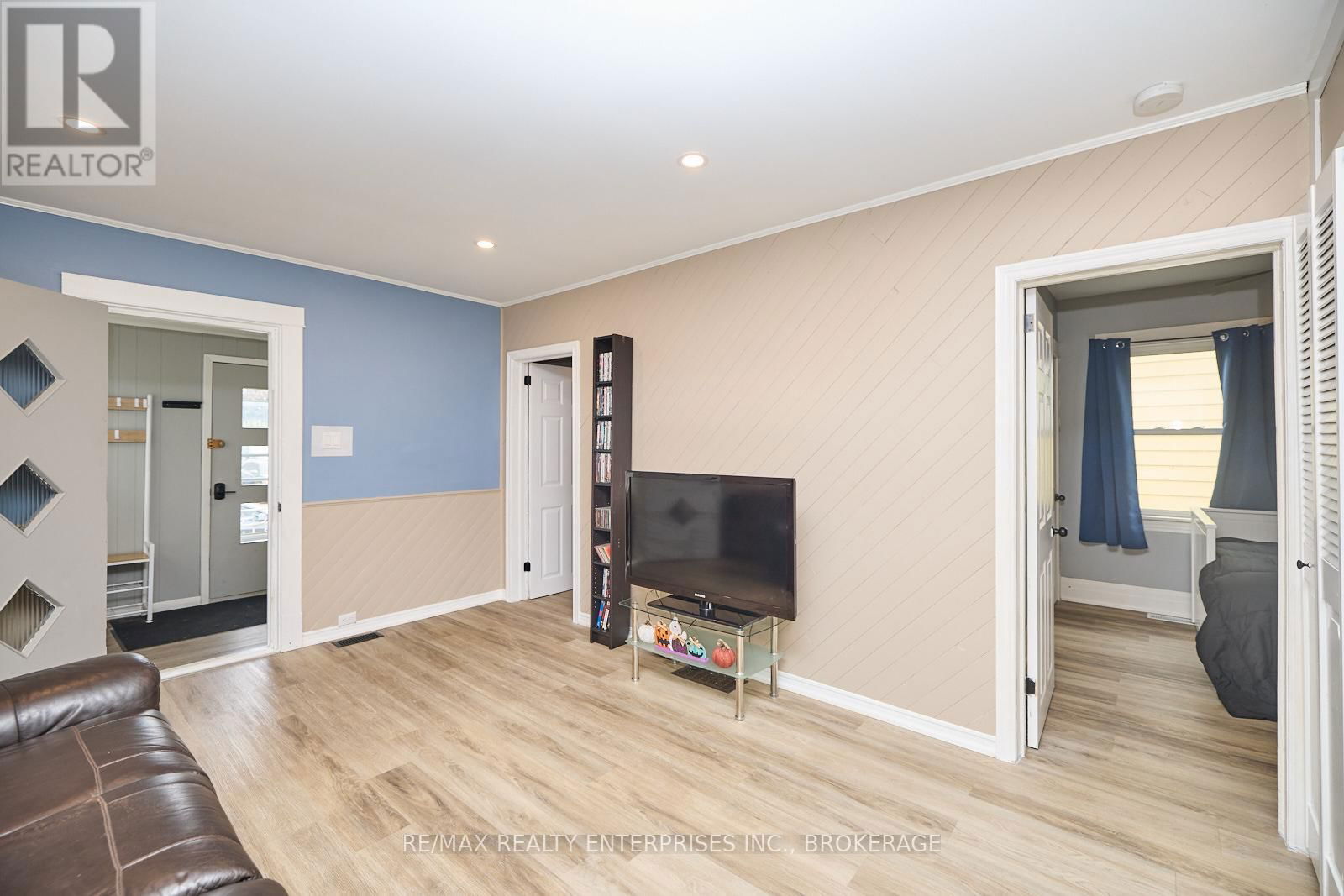 12 FAIRBURN AVENUE Image 6