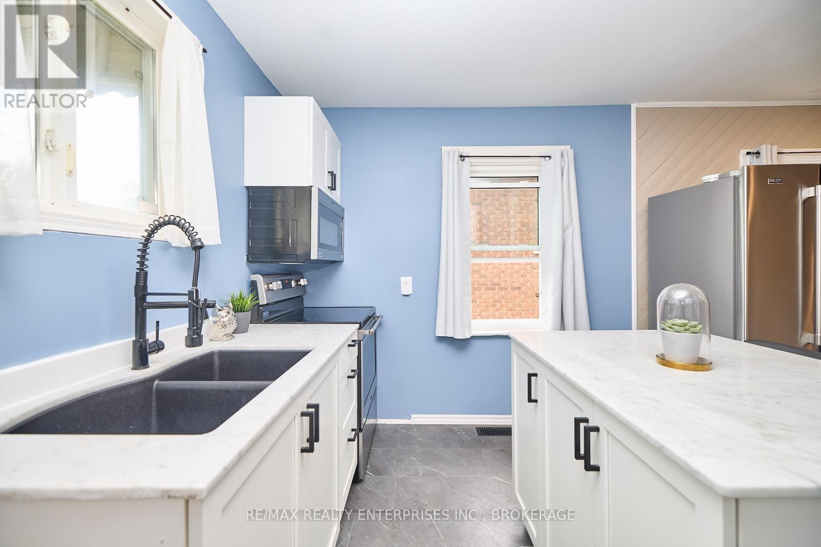 12 FAIRBURN AVENUE Image 9