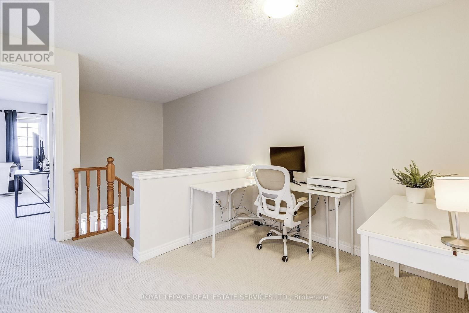 3 - 232 STONEHENGE DRIVE Image 19