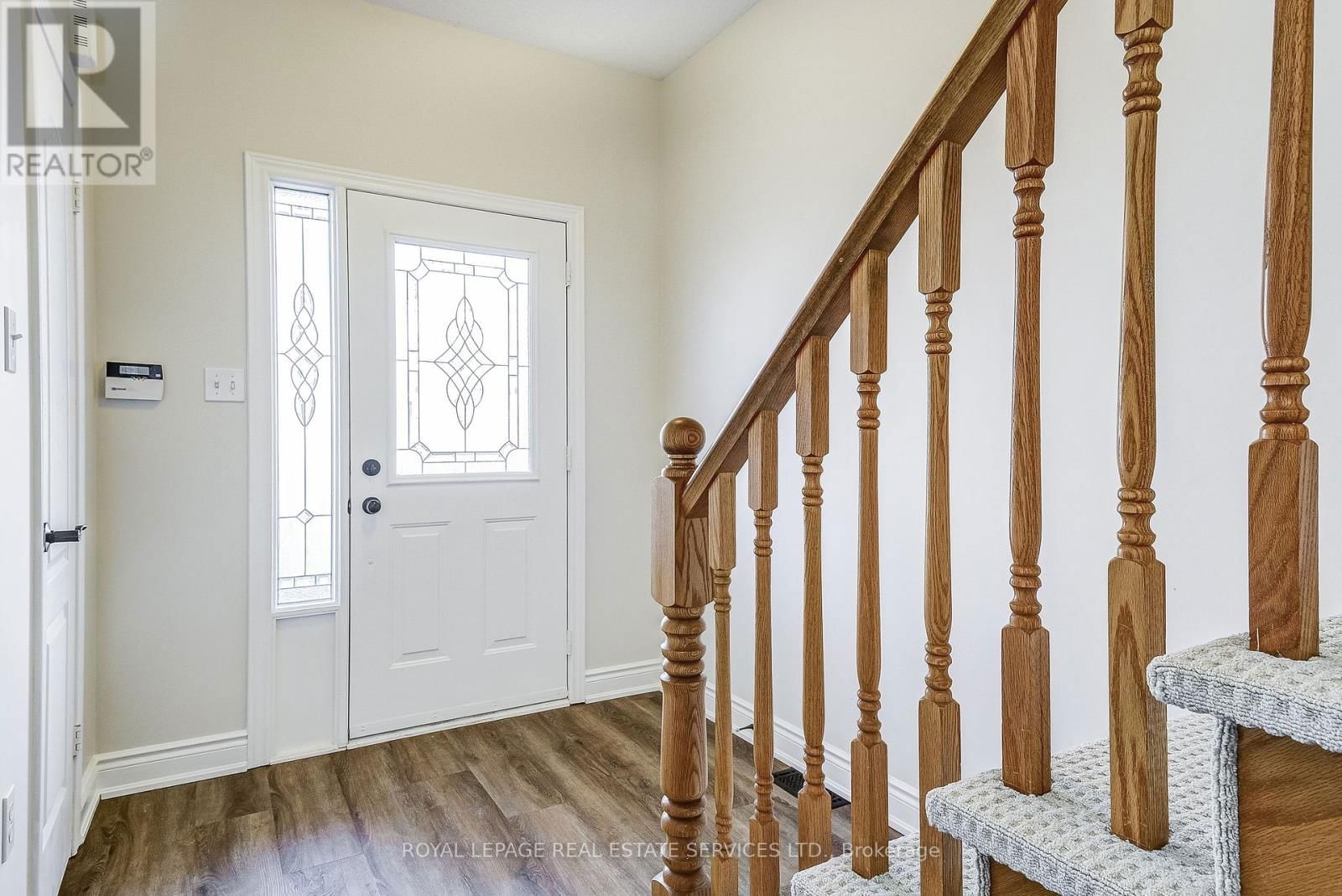 3 - 232 STONEHENGE DRIVE Image 3
