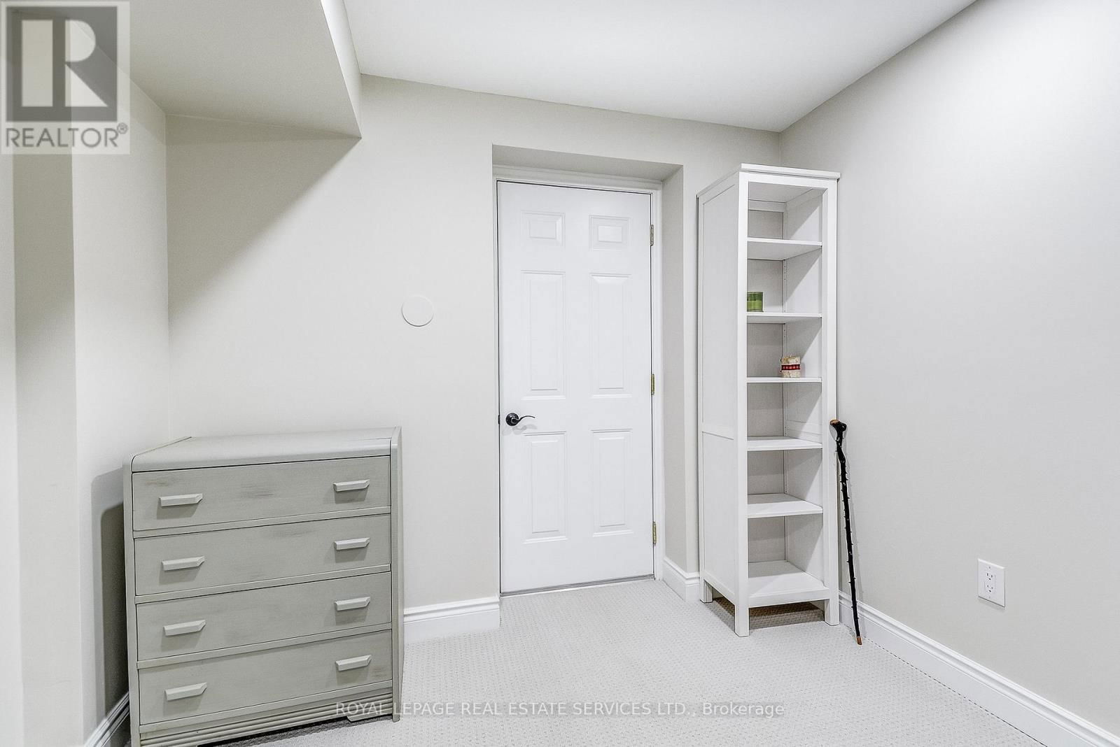 3 - 232 STONEHENGE DRIVE Image 33