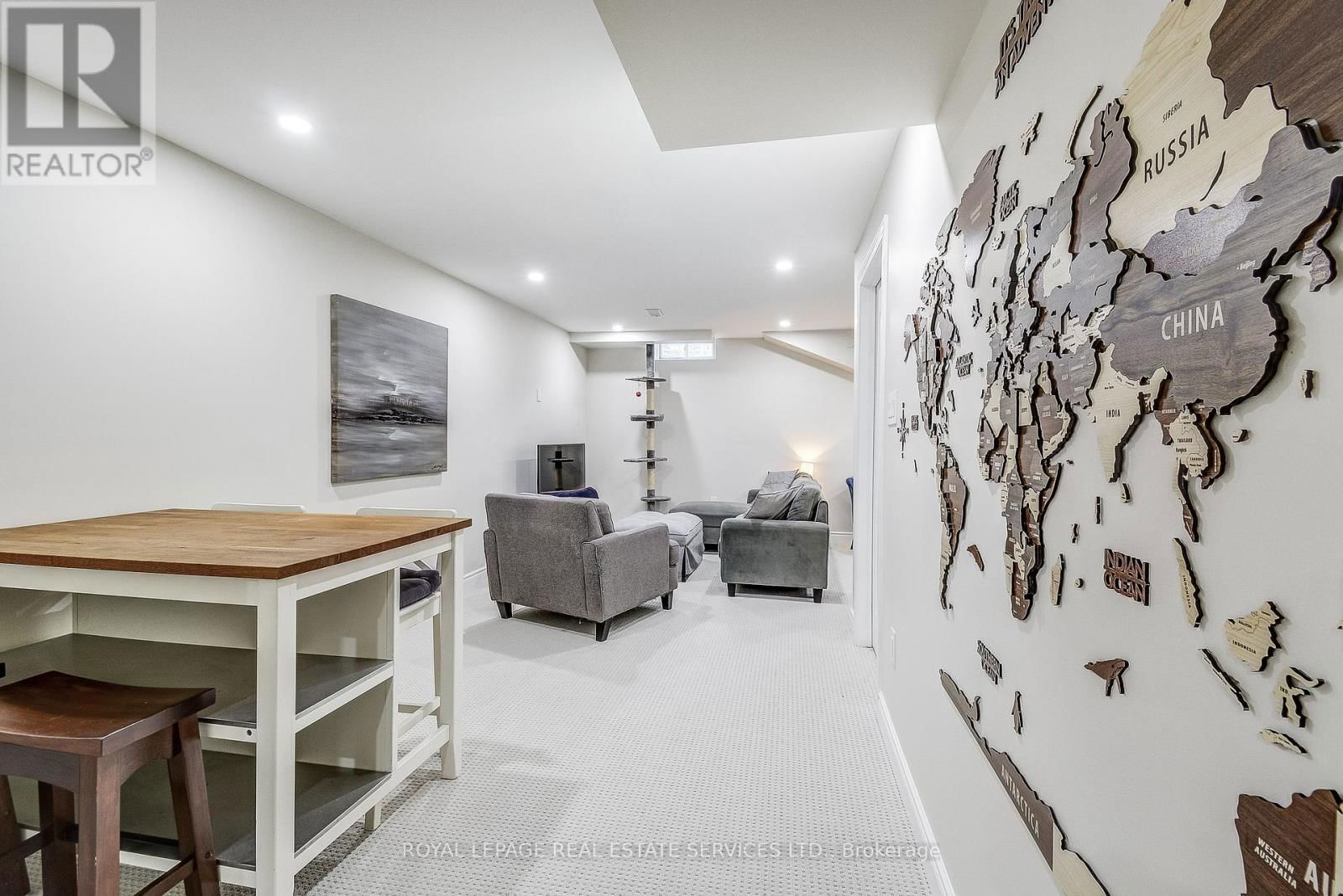 3 - 232 STONEHENGE DRIVE Image 35