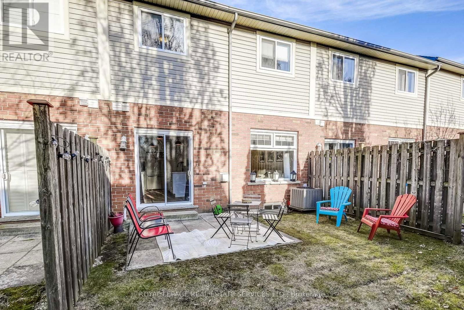 3 - 232 STONEHENGE DRIVE Image 38