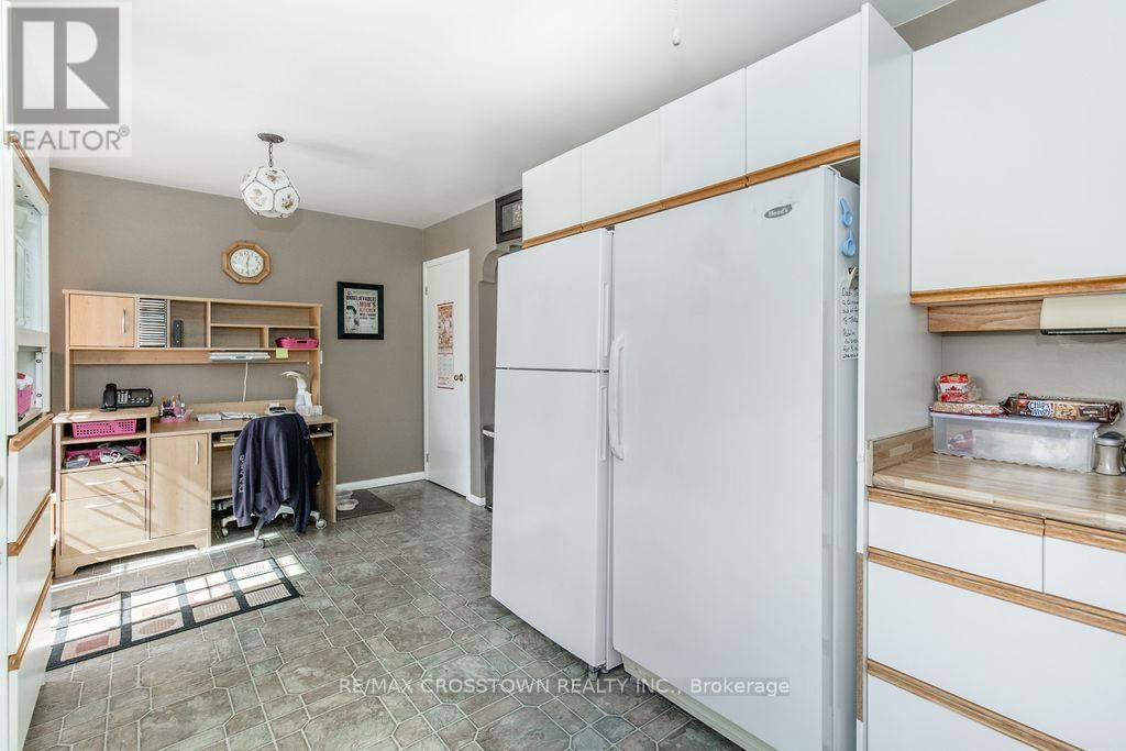 776 MONCK ROAD Image 15