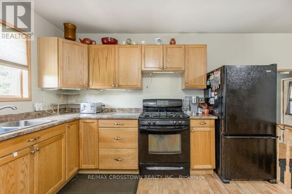 776 MONCK ROAD Image 32
