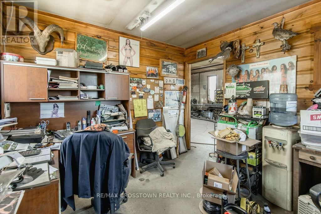 776 MONCK ROAD Image 50