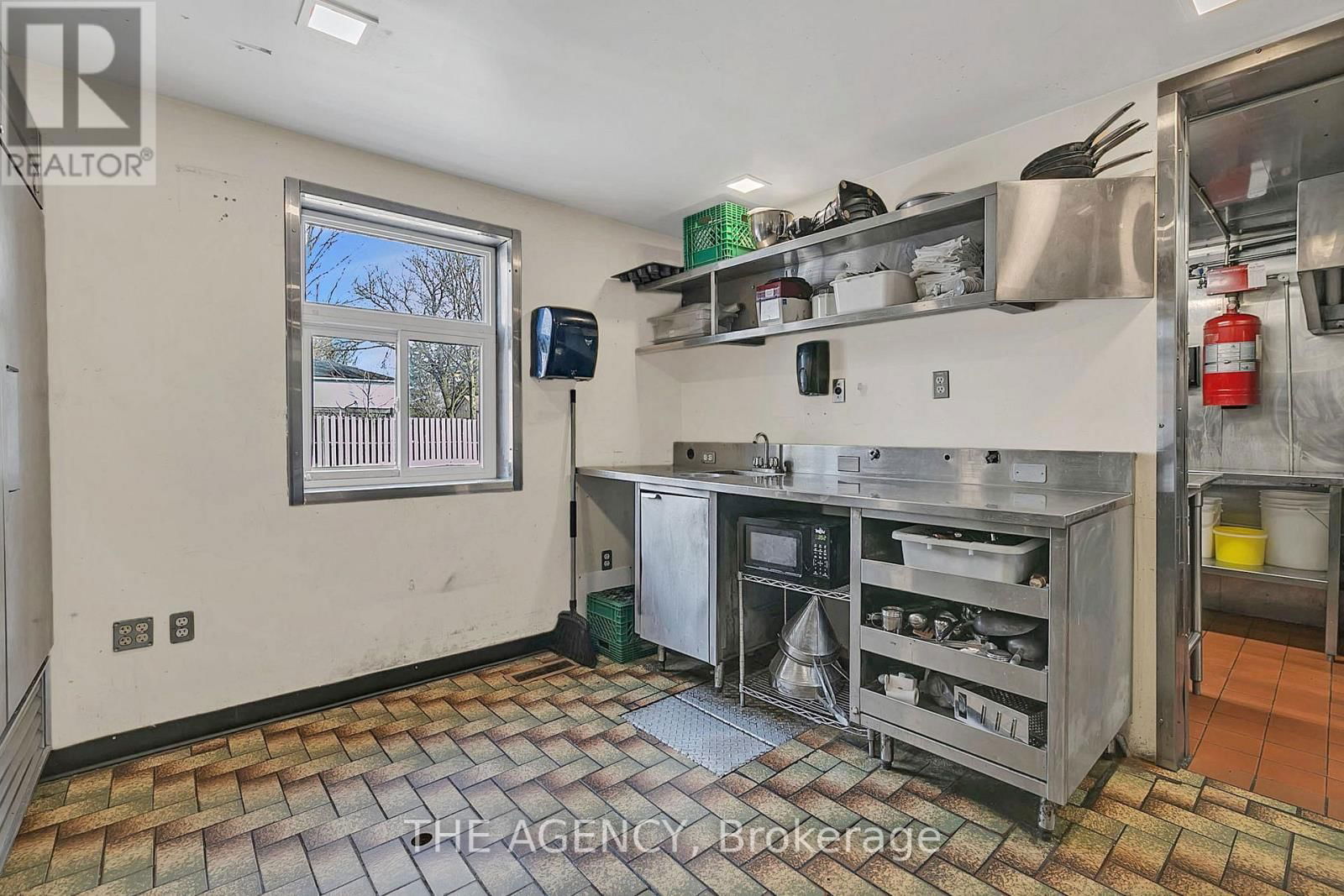 3215 ROSEVILLE ROAD Image 19