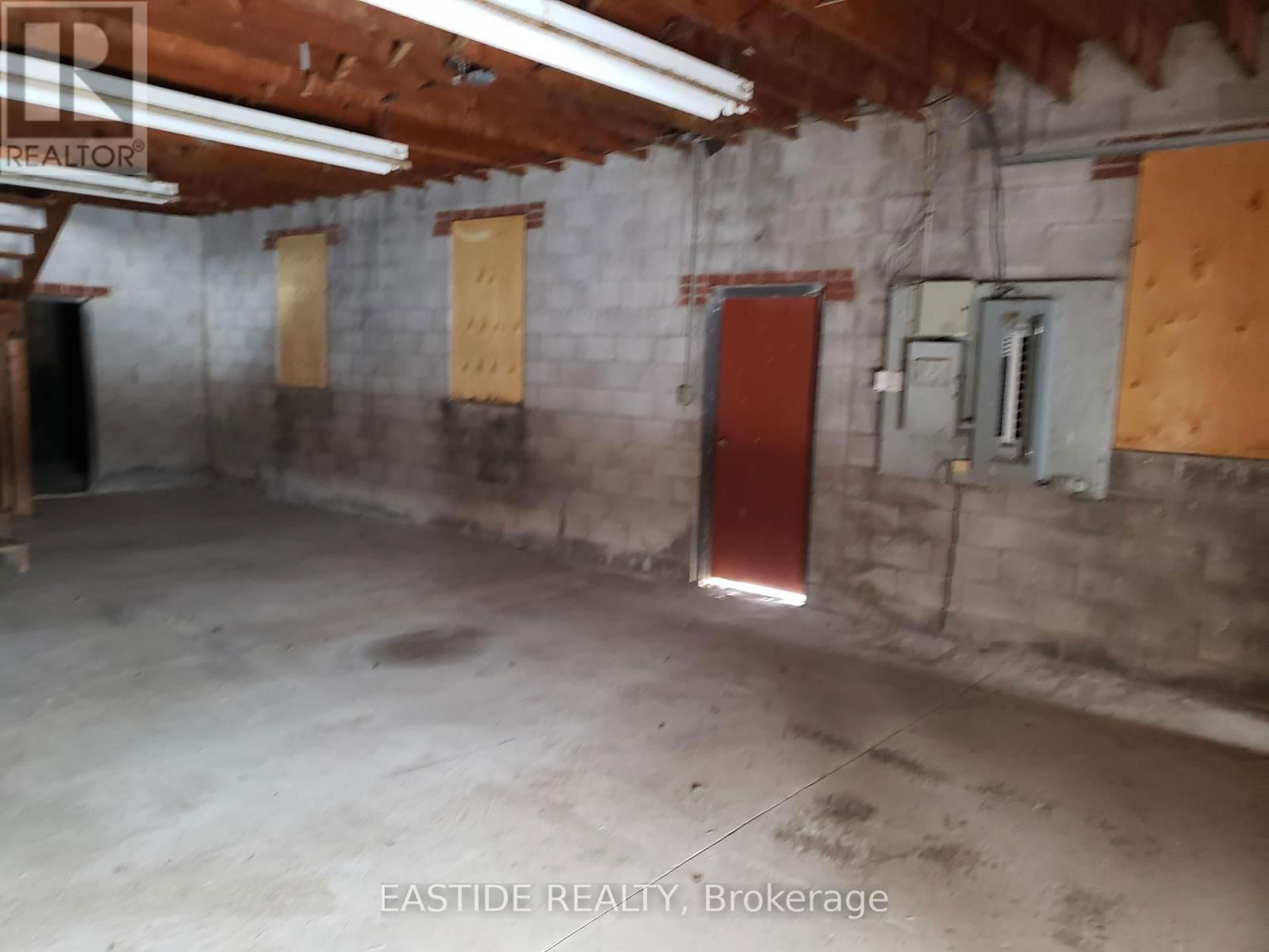 3250 NETHERBY ROAD Image 5