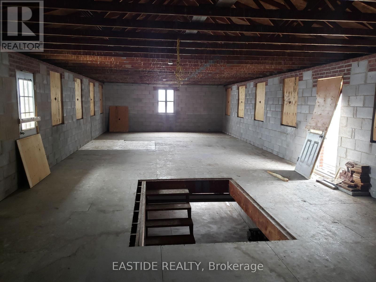 3250 NETHERBY ROAD Image 6