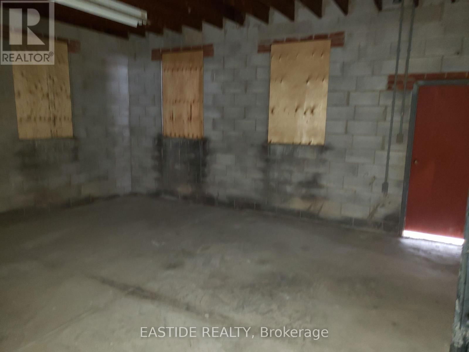 3250 NETHERBY ROAD Image 7