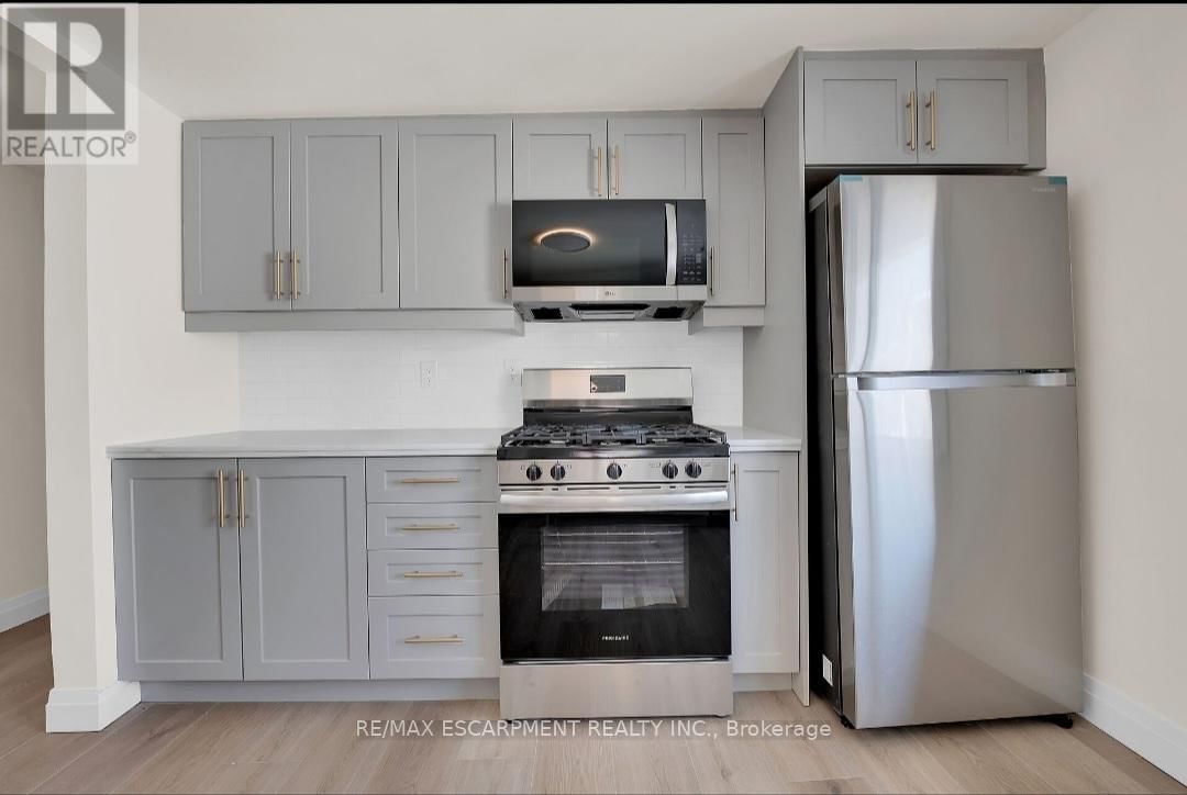 92 PEARL STREET SOUTH Image 40