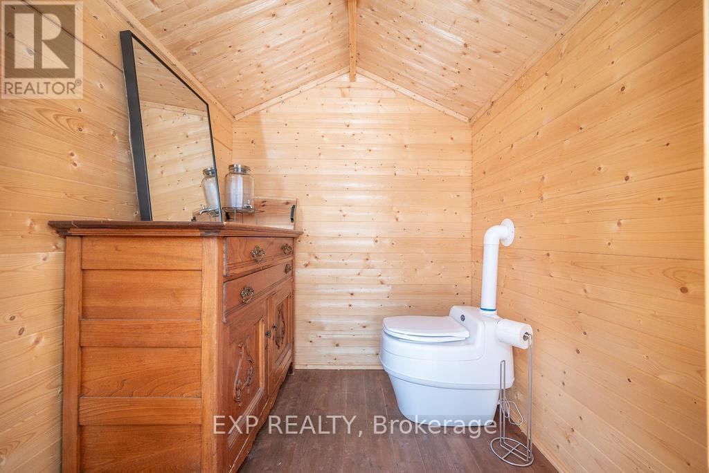 178 MAPLEGROVE LANE Image 35