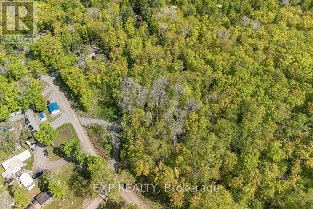 178 MAPLEGROVE LANE Image 44
