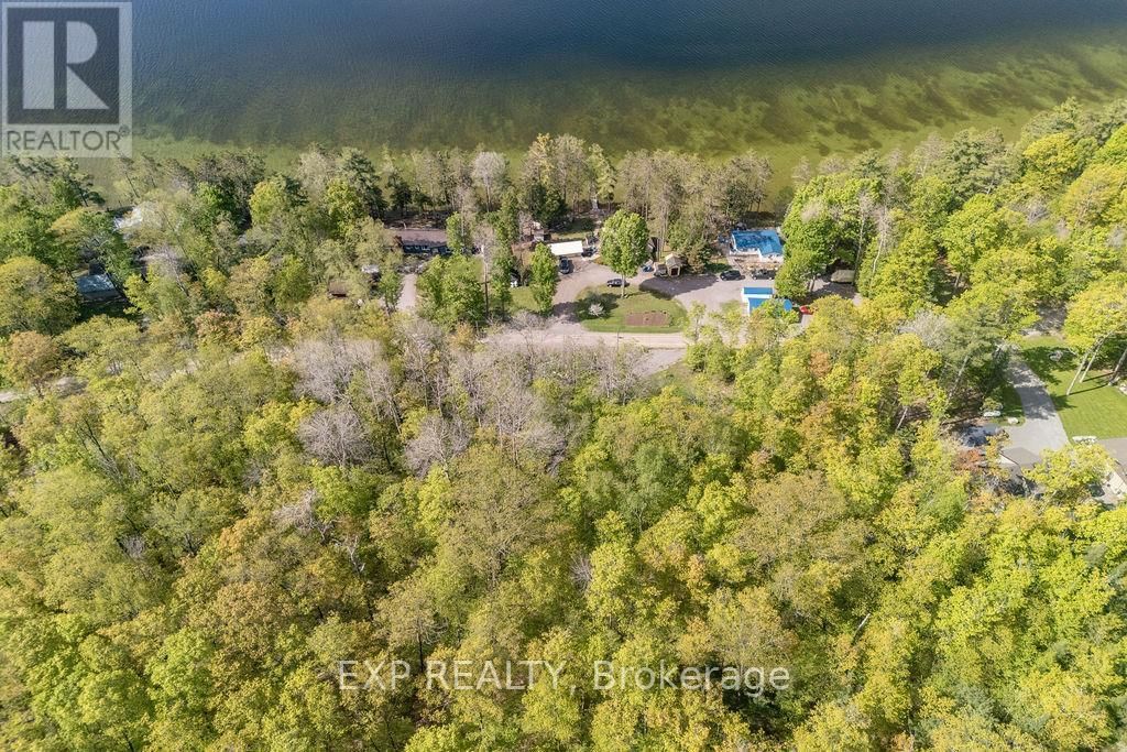 178 MAPLEGROVE LANE Image 9
