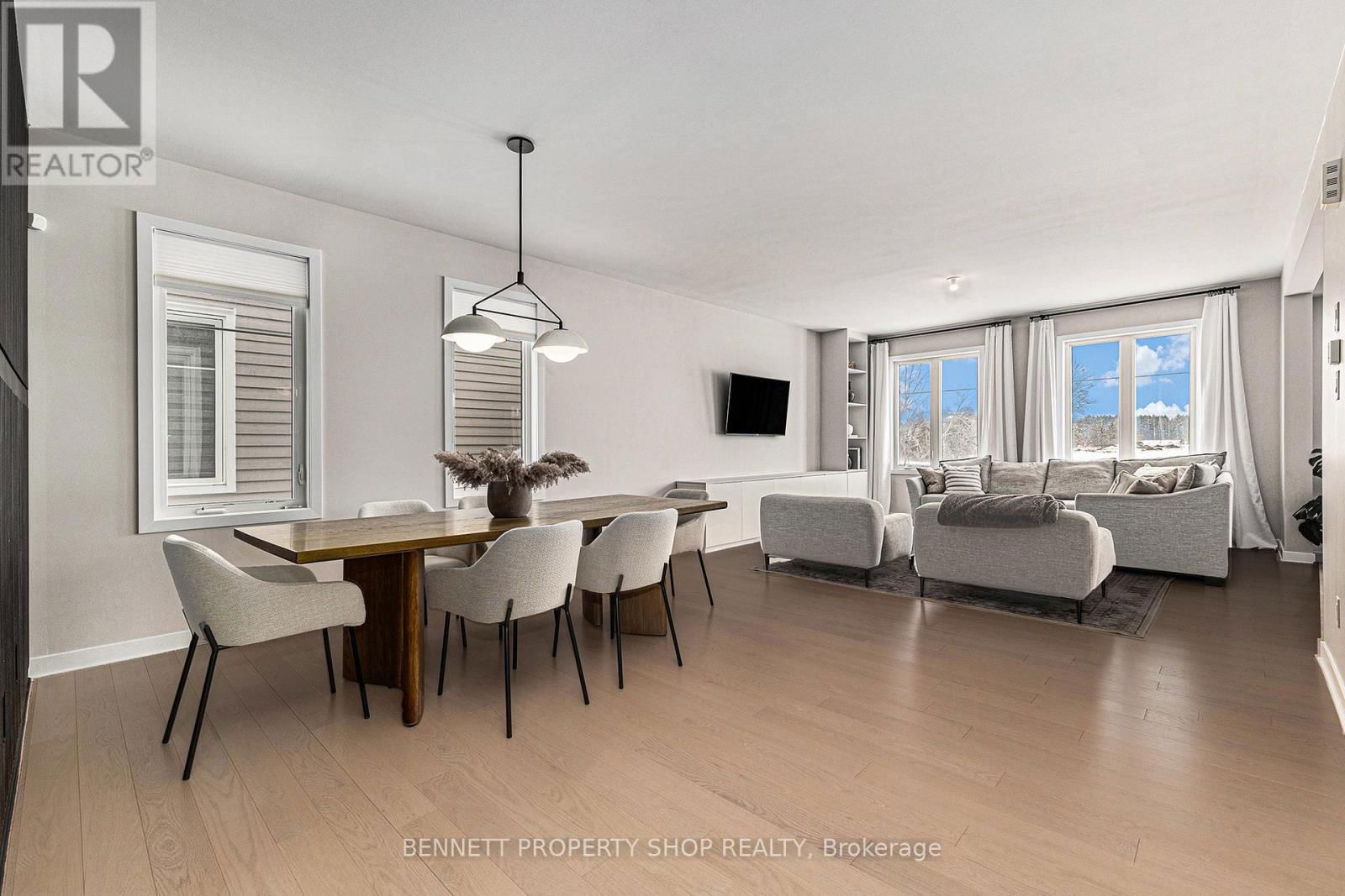 639 TERRIER CIRCLE Image 3