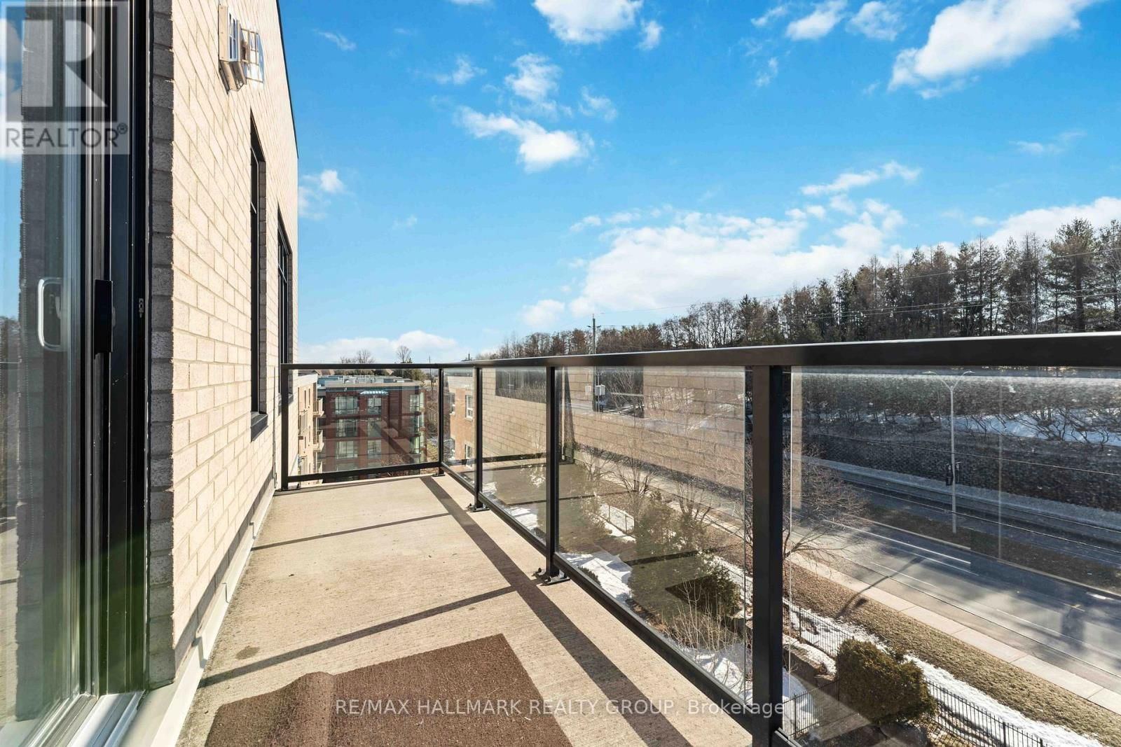 604 - 310 CENTRUM BOULEVARD Image 24