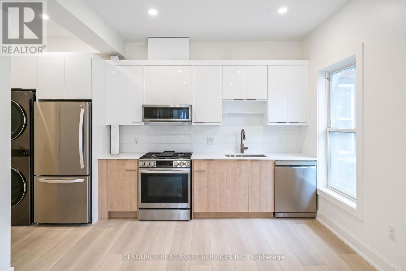 1 - 42 RAY STREET SOUTH Image 12