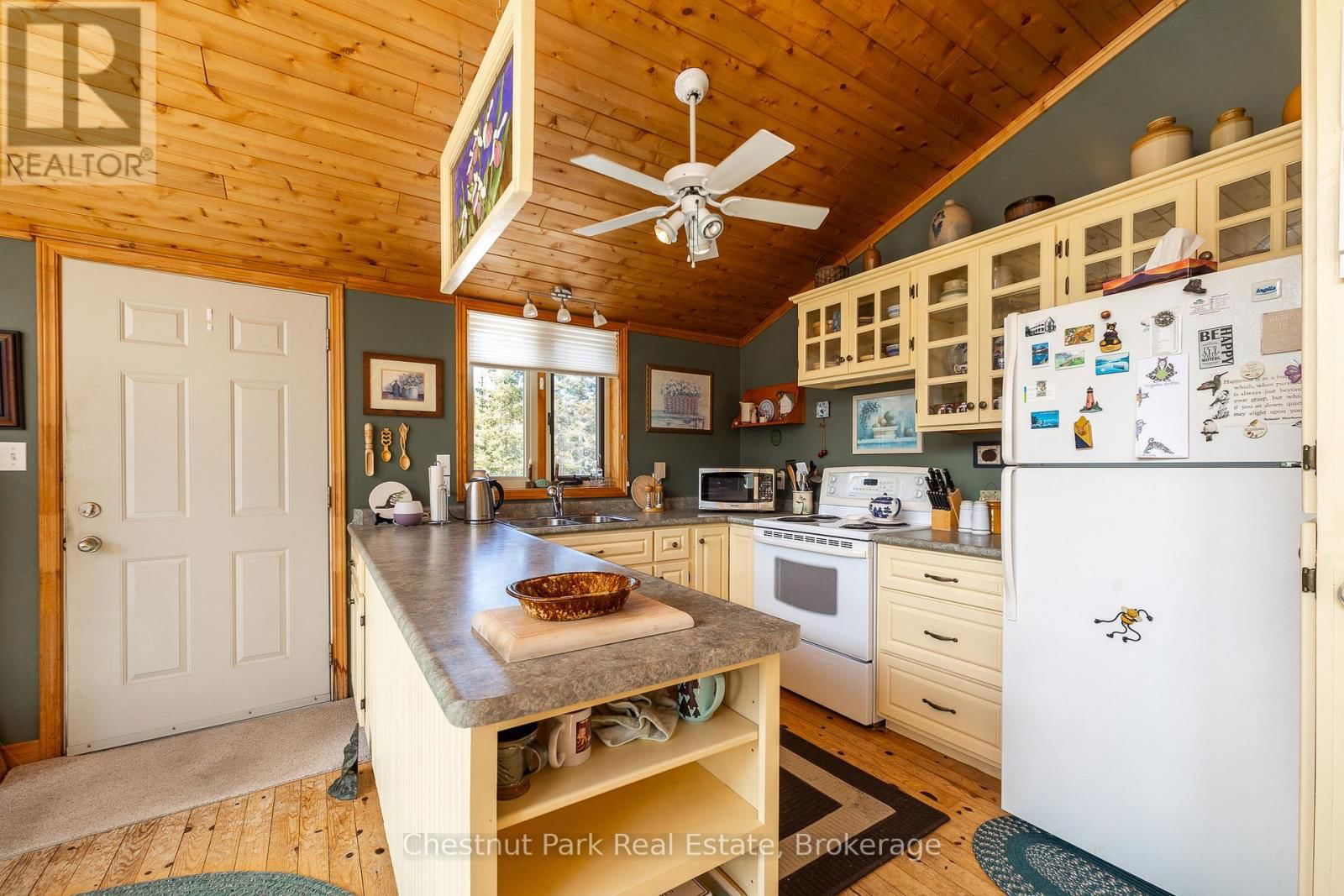 39 HATT STREET Image 13