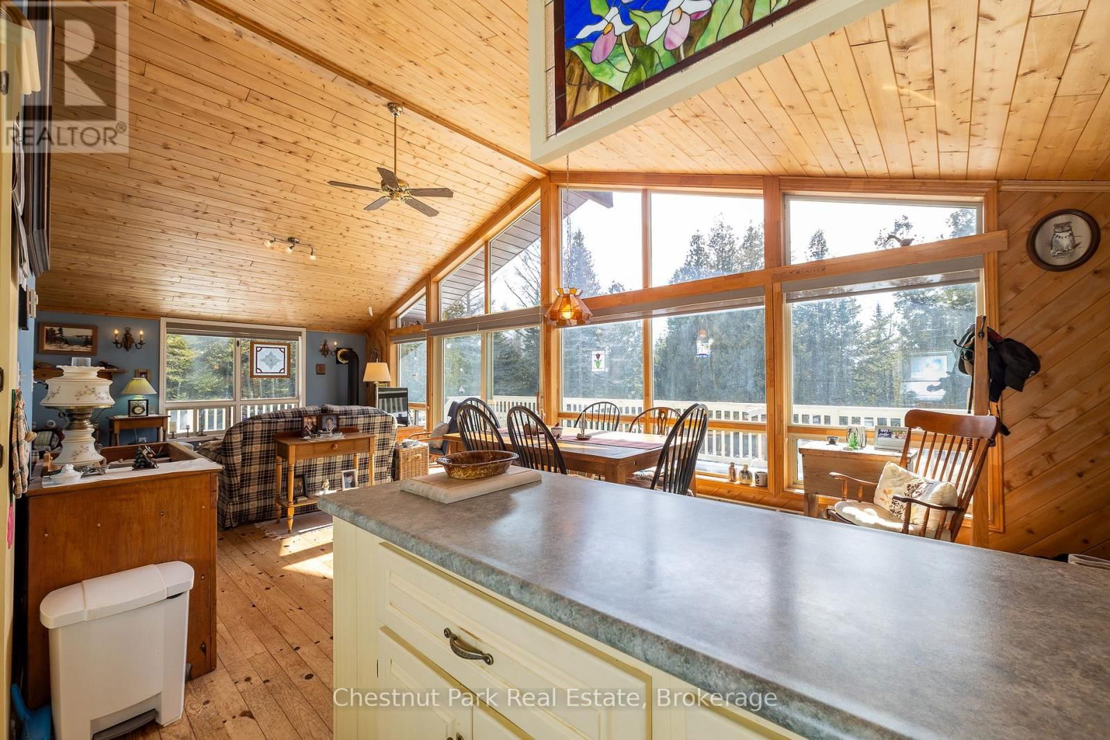 39 HATT STREET Image 15