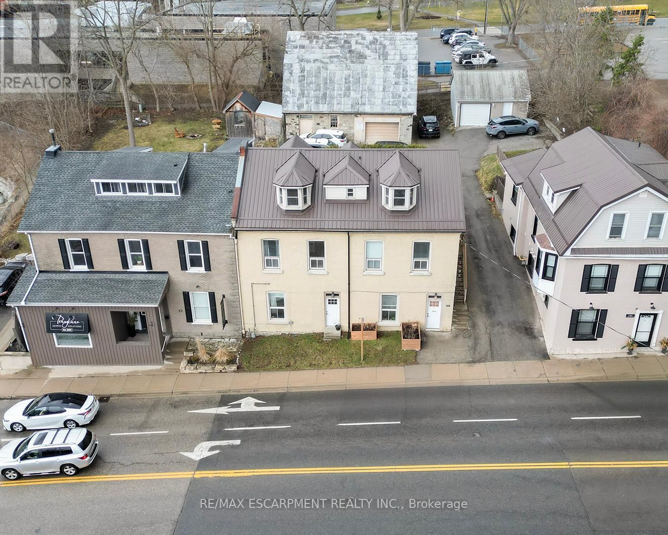 142 GRAND RIVER STREET NORTH Image 2