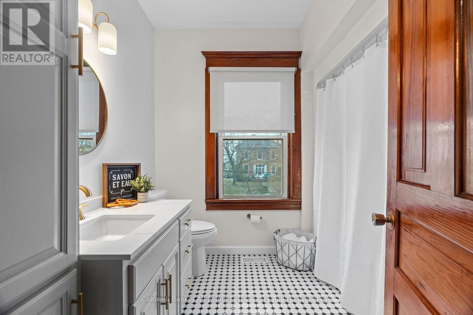 159 CAMBRIA ROAD NORTH Image 32