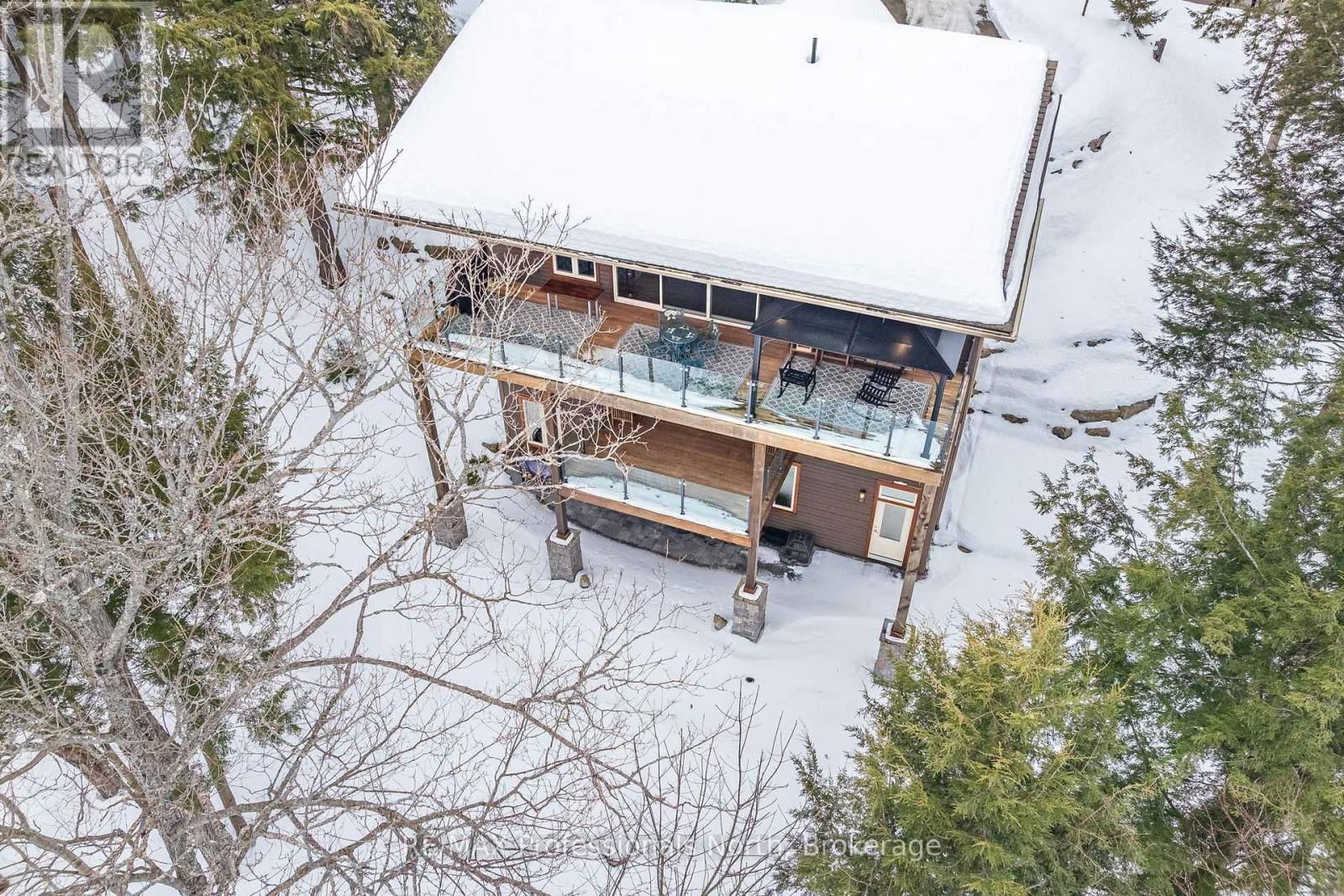 41 CLUBHOUSE DRIVE Image 34