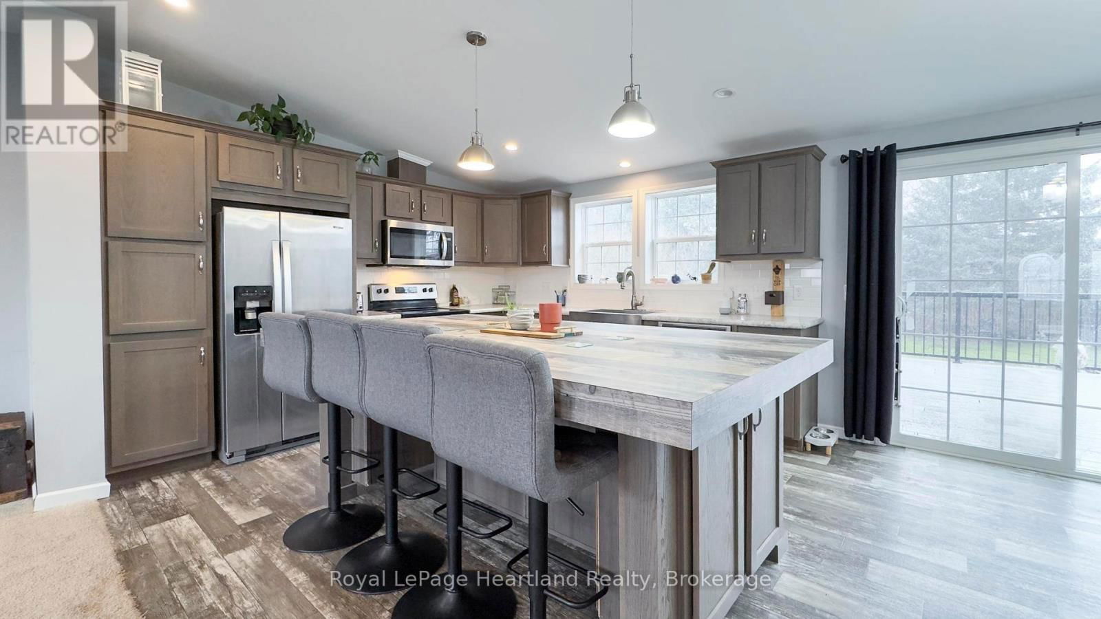 570 HAMILTON STREET Image 12
