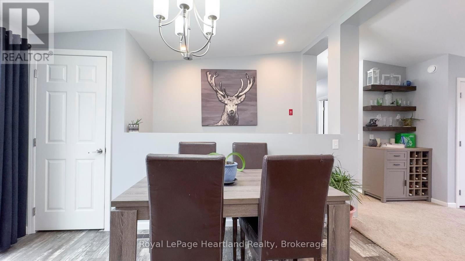 570 HAMILTON STREET Image 17