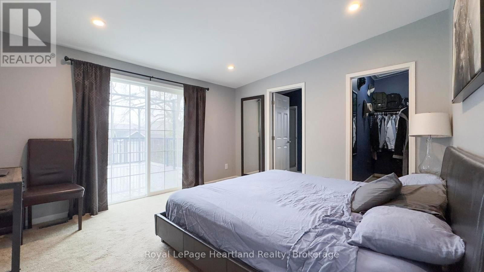 570 HAMILTON STREET Image 20