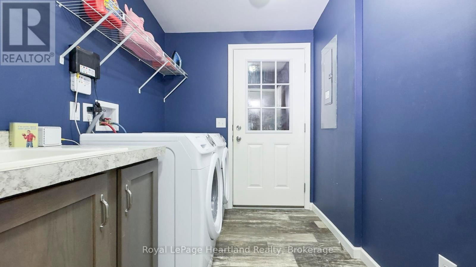 570 HAMILTON STREET Image 29
