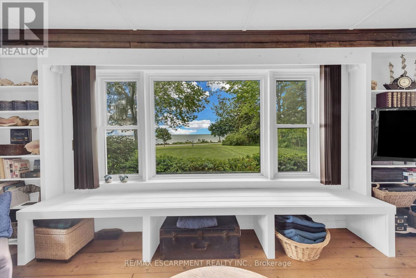 2593 NORTH SHORE DRIVE Image 12