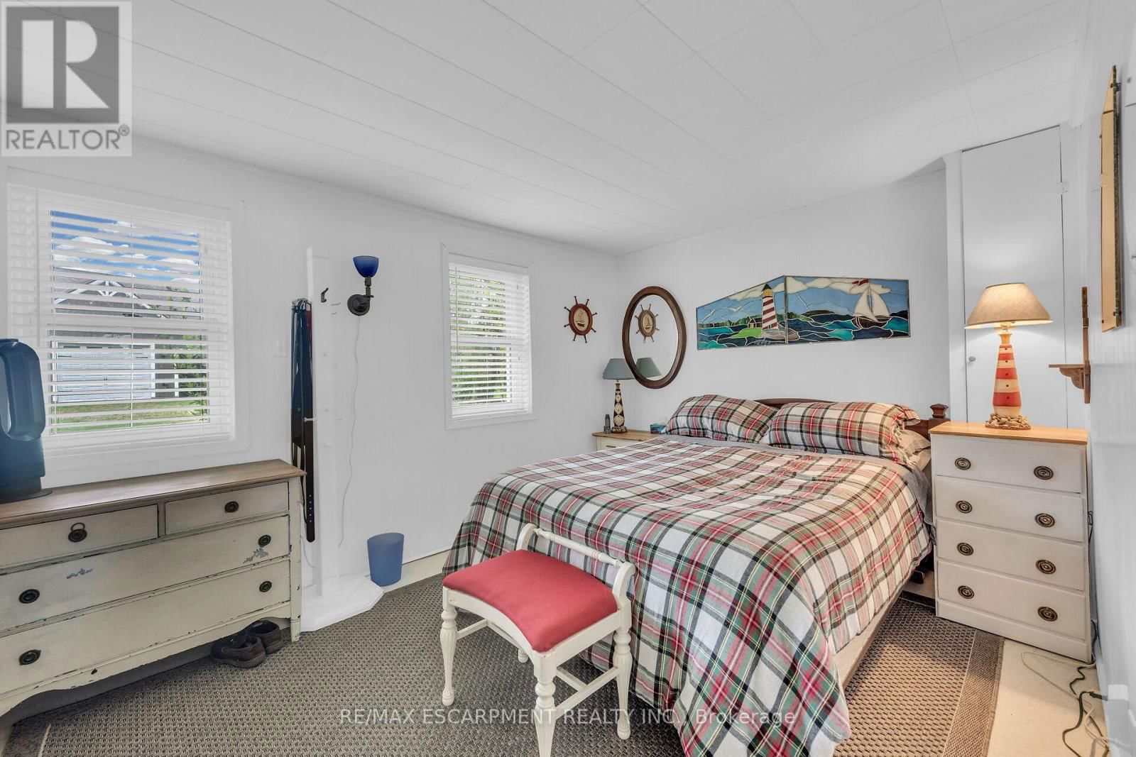 2593 NORTH SHORE DRIVE Image 25