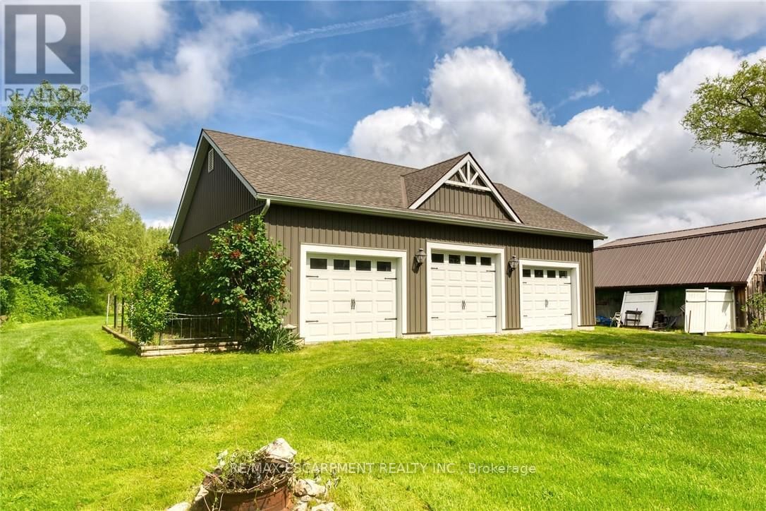 2593 NORTH SHORE DRIVE Image 31